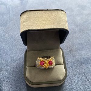 Owl ring. NWOT. Vibrant. Fun.